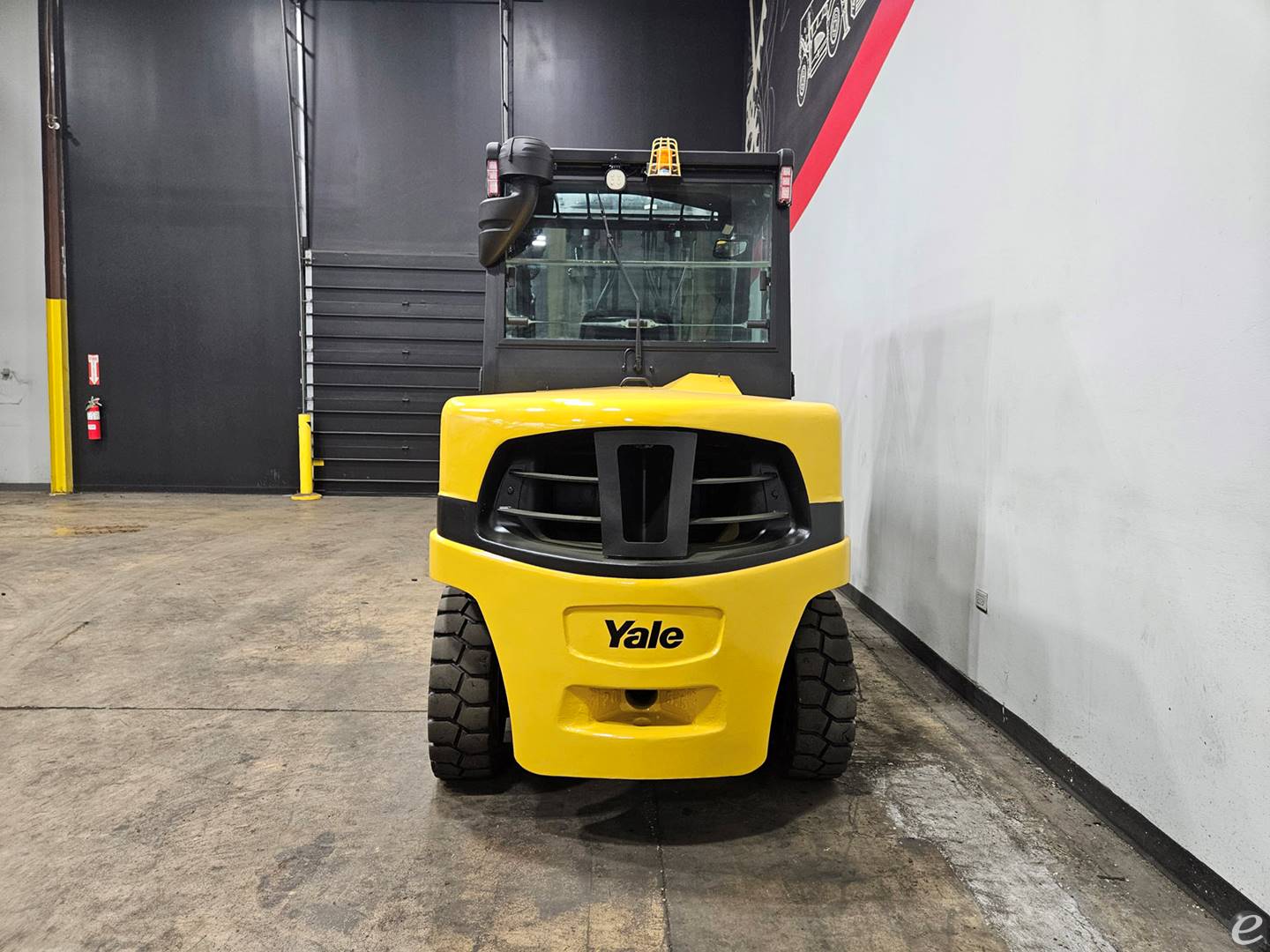 2017 Yale GDP120VX