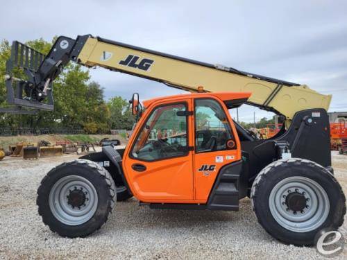 2025 JLG 742