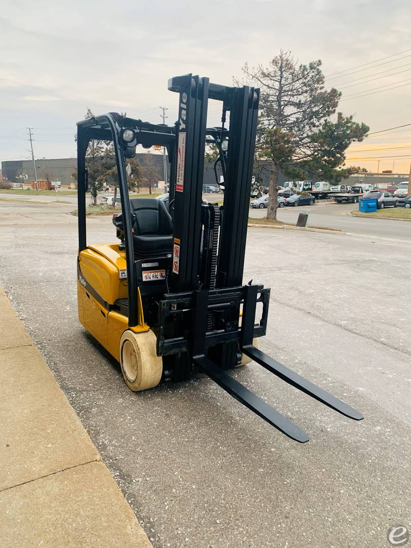 2018 Yale ERP030VTN36TE082