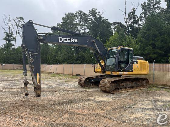 2021 John Deere 210