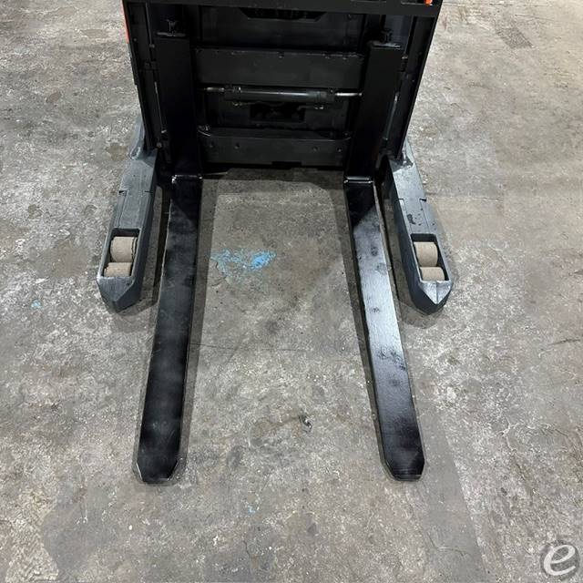 2021 Toyota 9BRU18