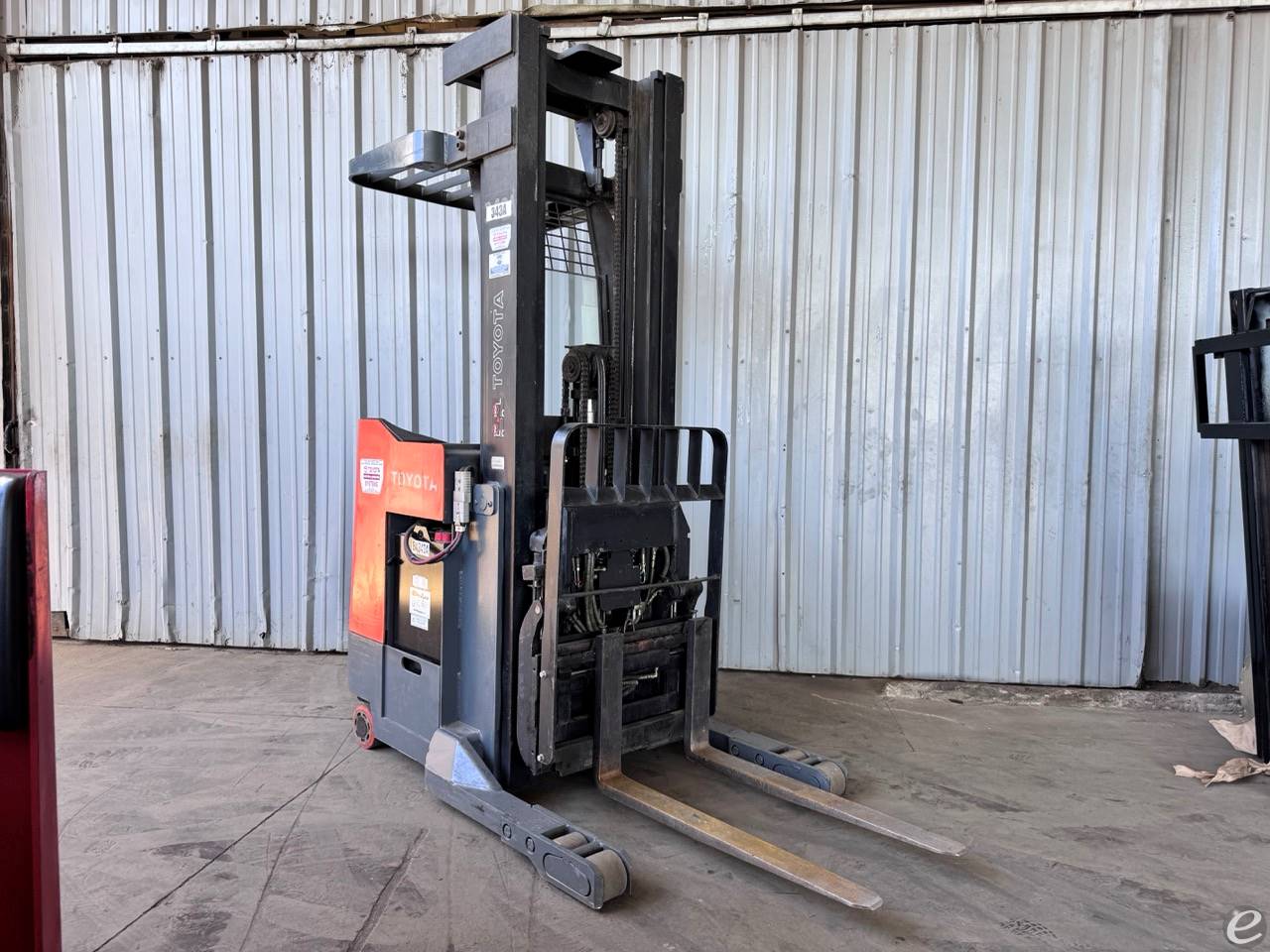 2001 Toyota 6BRU23 Electric Reach T...