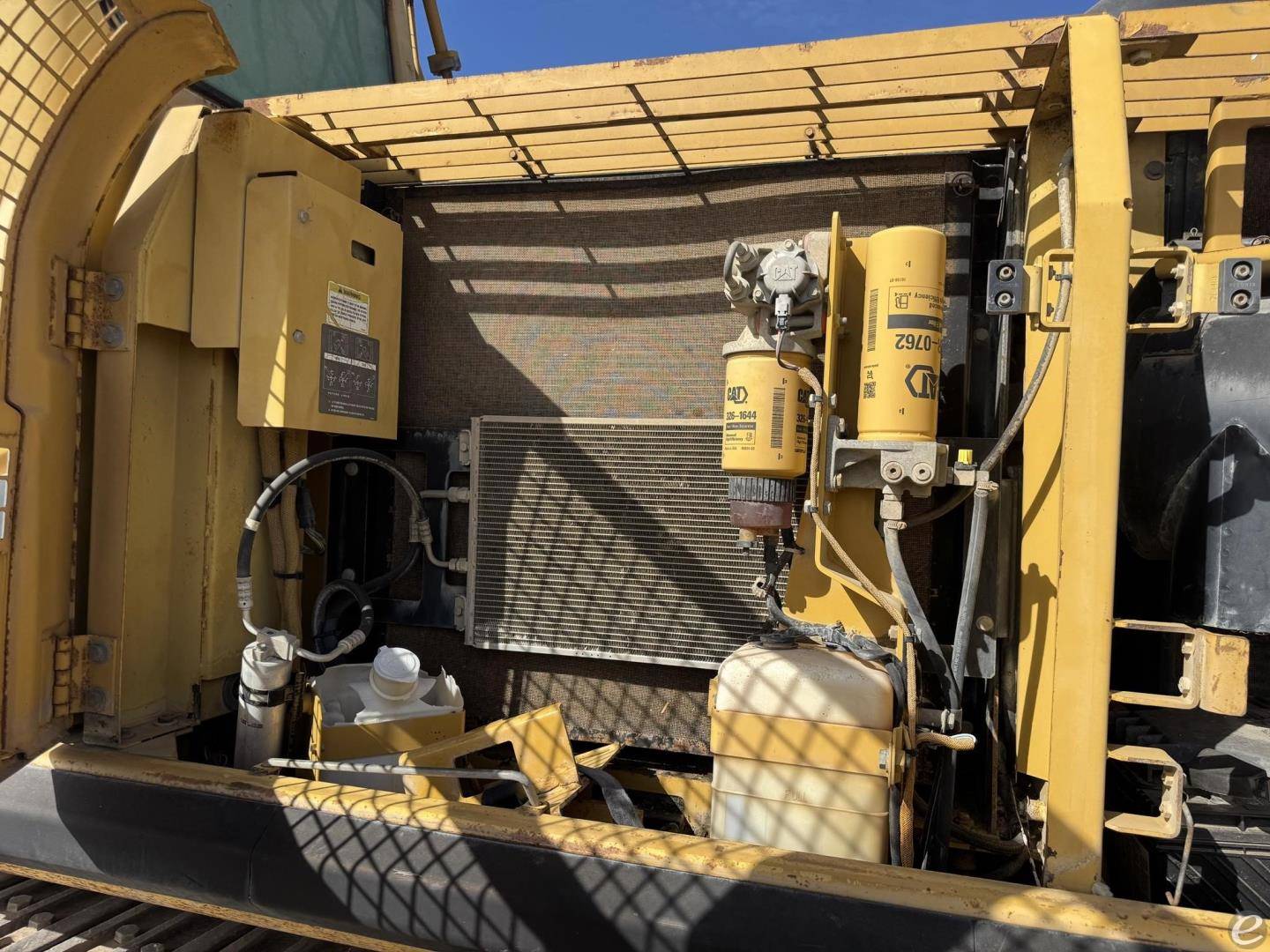 2003 Cat 330CL