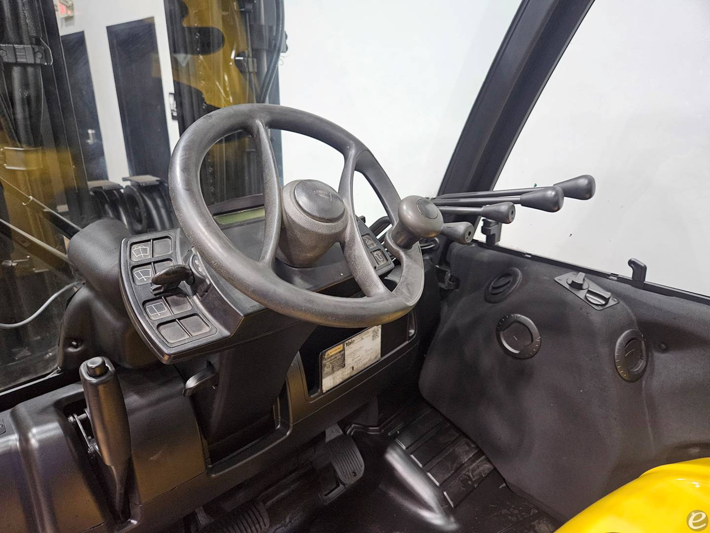 2021 Yale GDP090VX