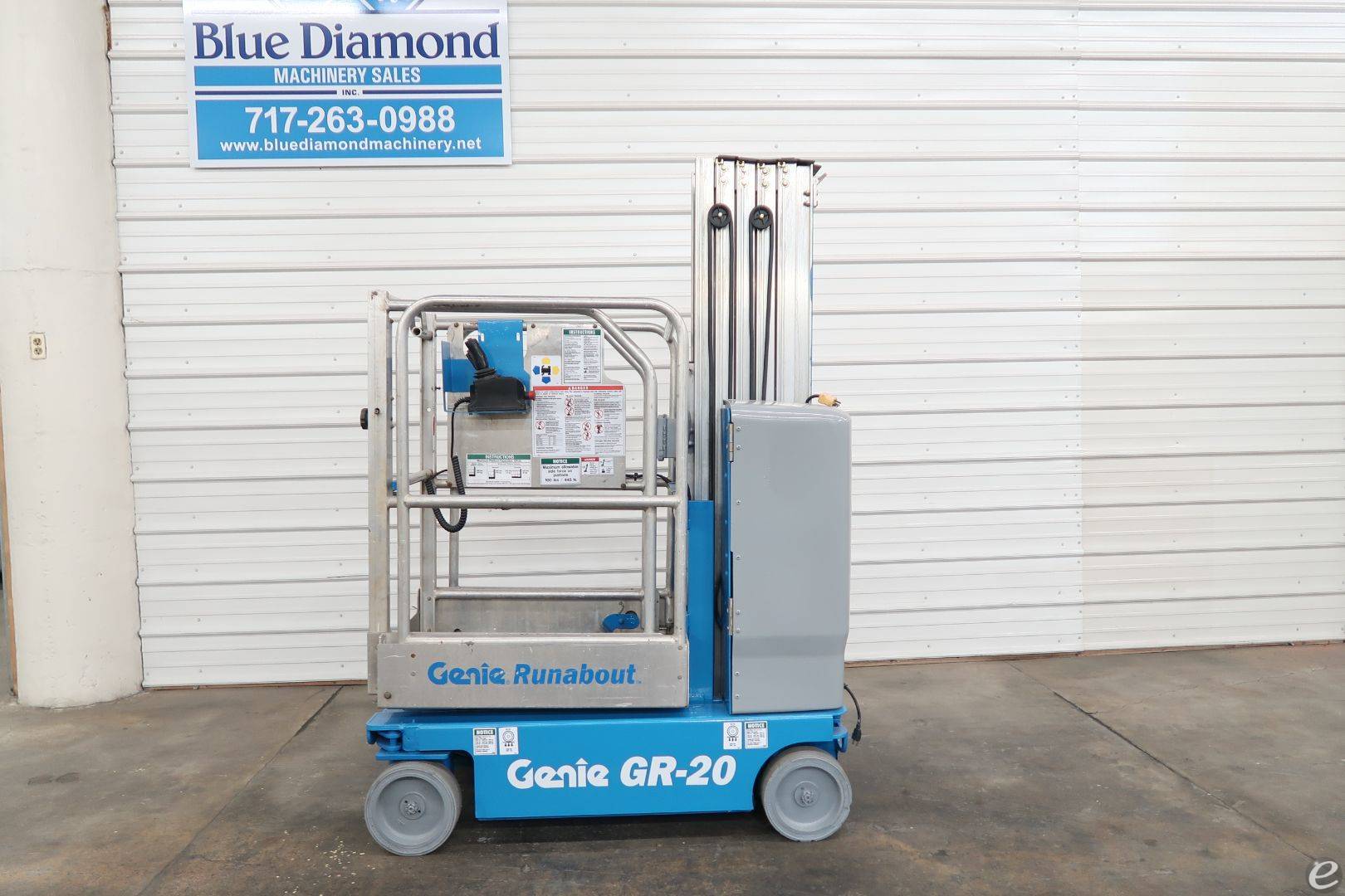 2010 Genie GR20 Electric Scissor Lift - 123Forklift
