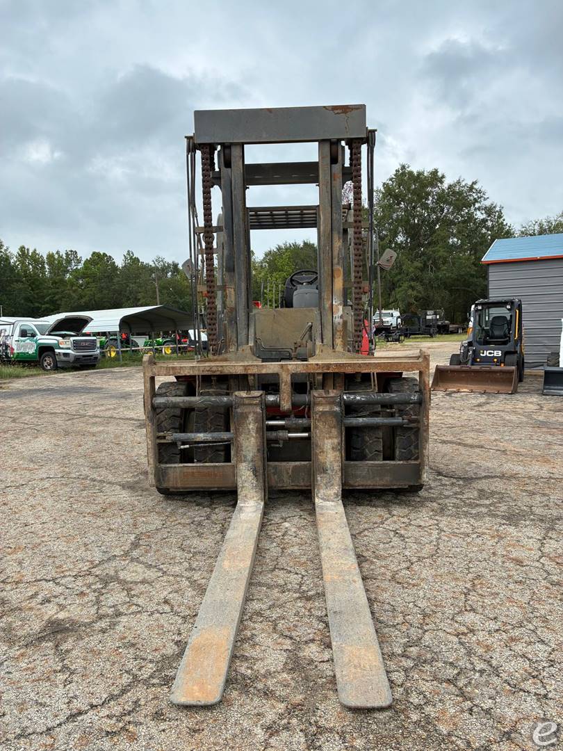 2002 Tusk 3500PD-8