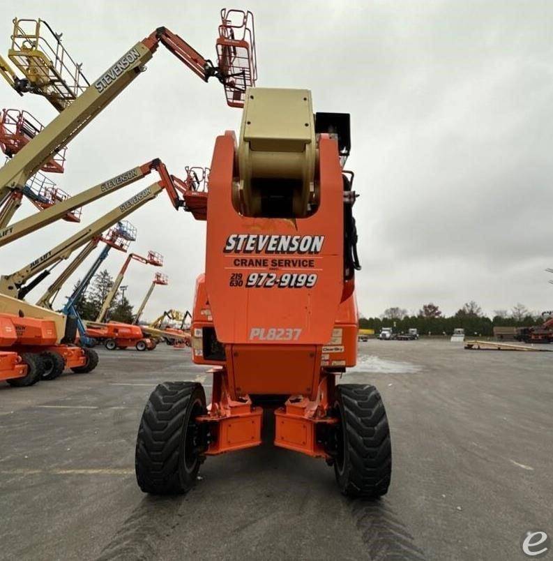 2017 JLG 1500AJP