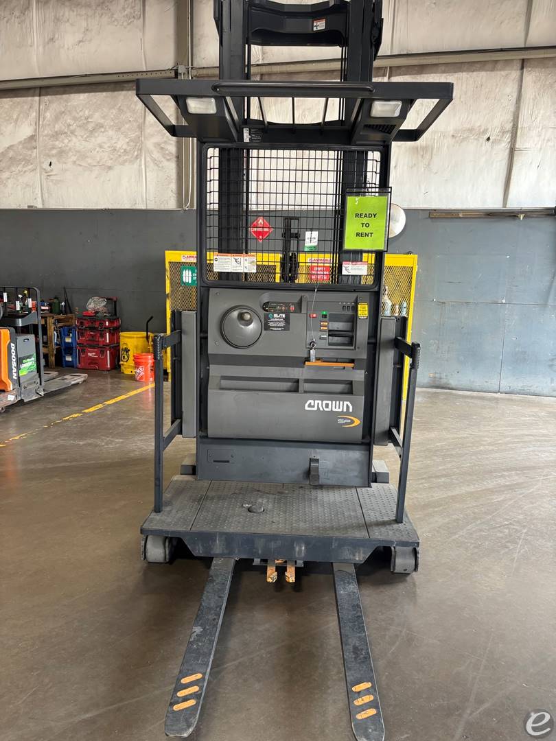 2017 Crown SP4050-30