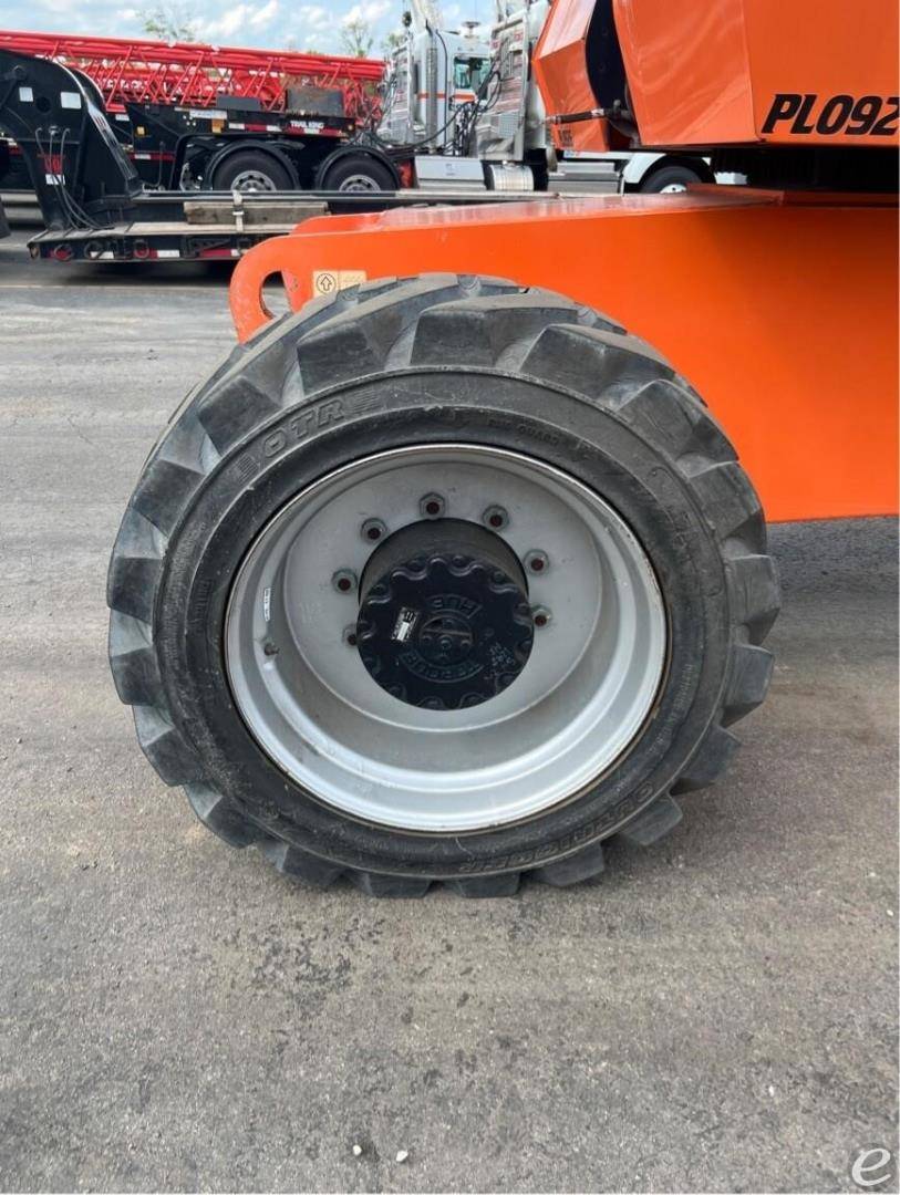 2014 JLG 860SJ