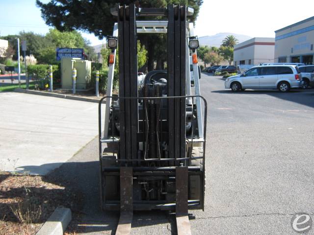 2013 Unicarriers MU1F2A25LV LP Gas Forklift - 123Forklift