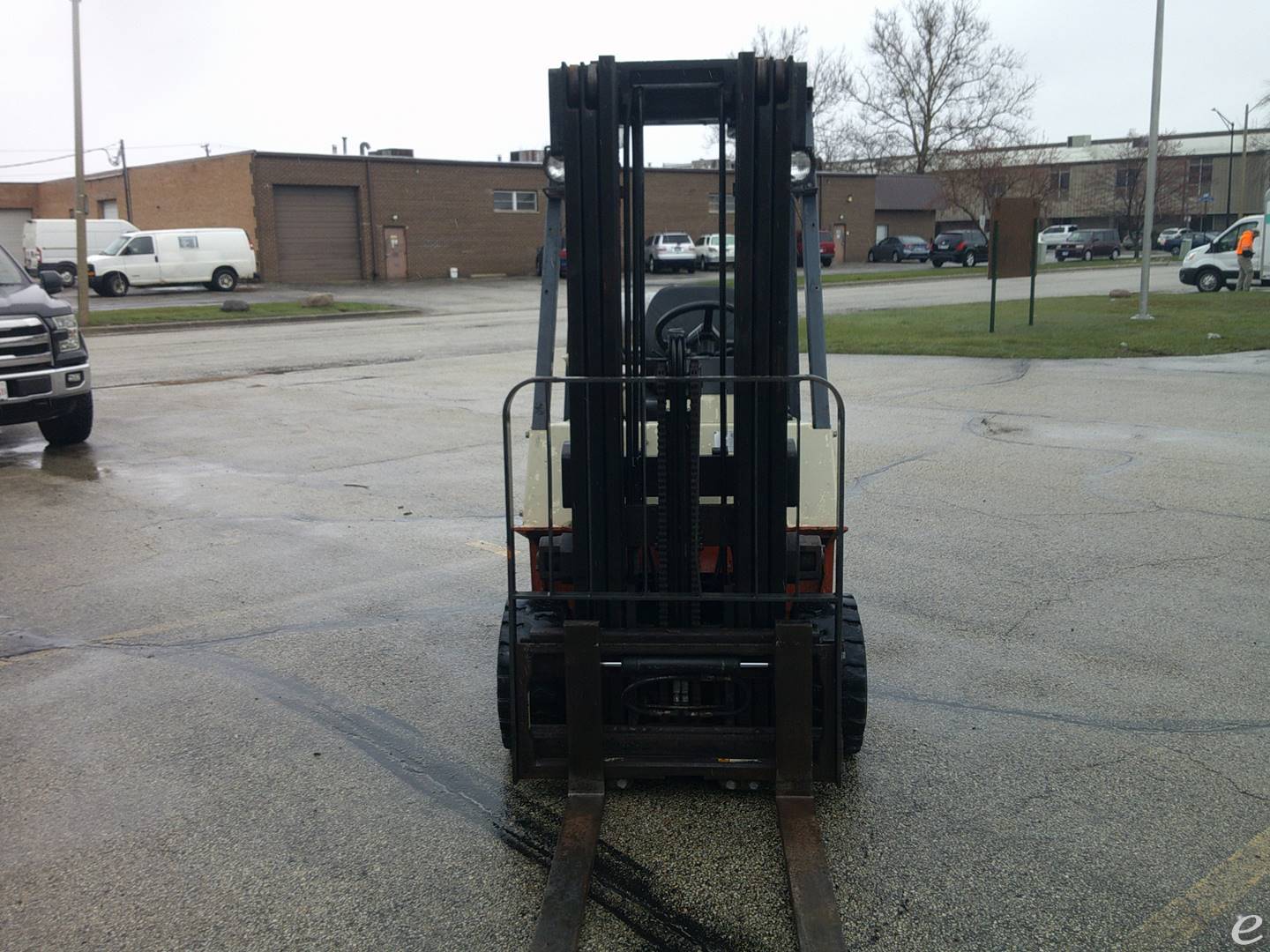 2001 Nissan                                             CPJ01AA20PV LP Gas Forklift - 123Forklift