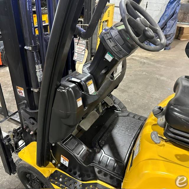 2023 Yale GLC030VX