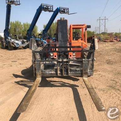 2018 JLG 10054