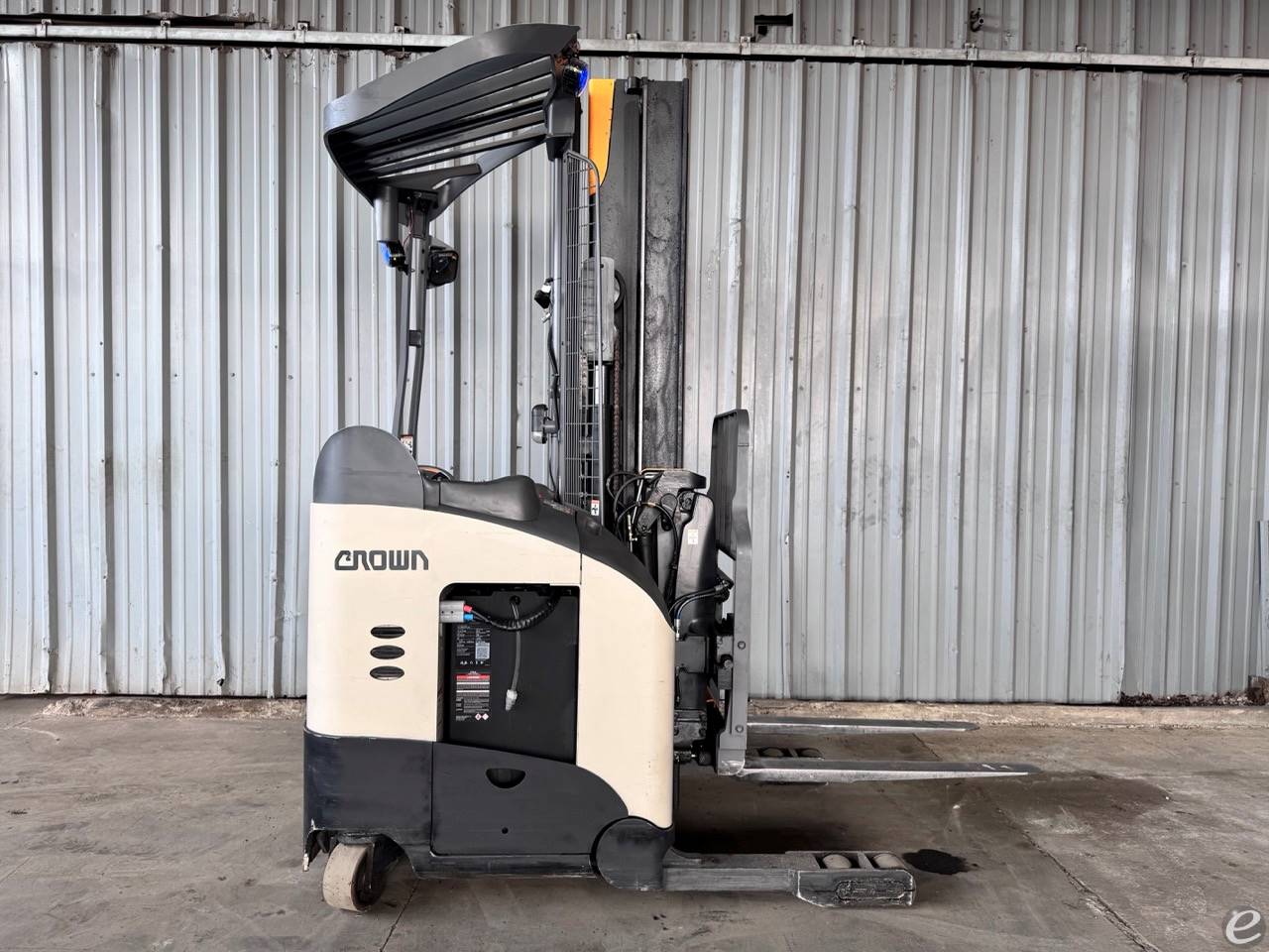 2015 Crown RM6025-45 Electric Reach Truck - 123Forklift
