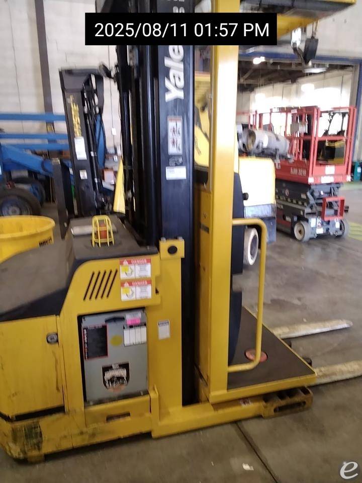 2016 Yale OS030EF