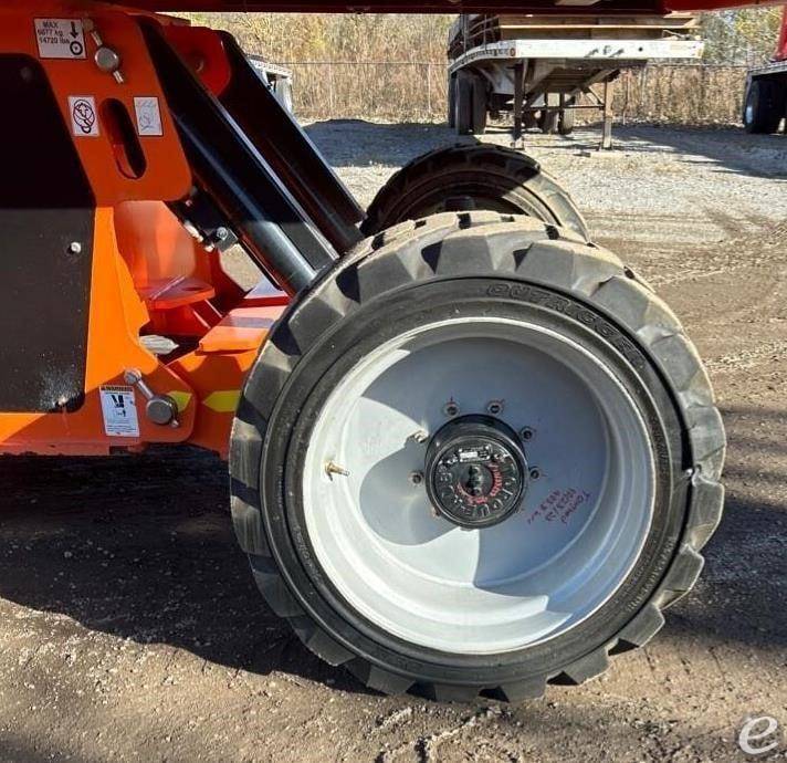 2021 JLG 670SJ