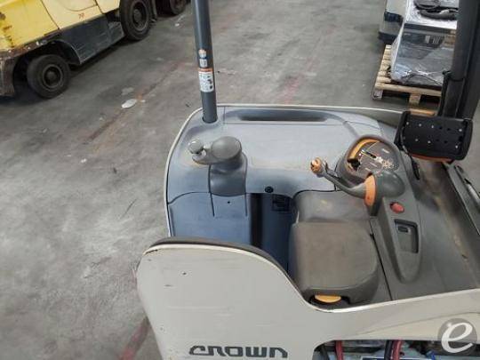 2024 Crown RC5745-40