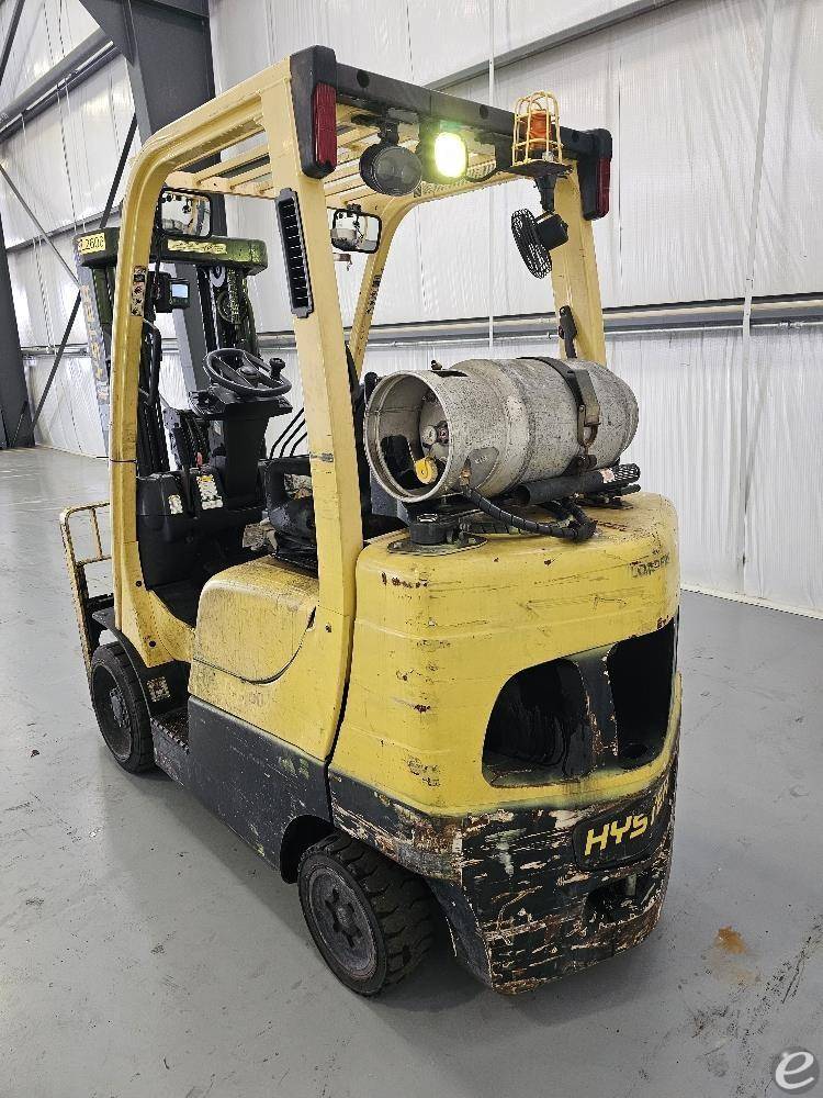 2015 Hyster R30XMS3 Electric Order Picker - 123Forklift