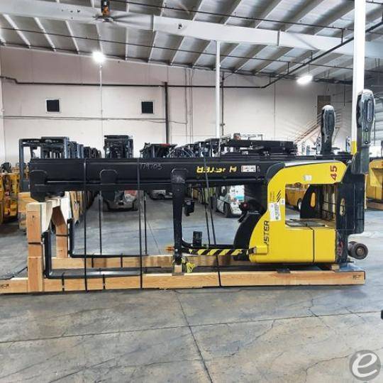 2017 Hyster N45ZR2-21.5 Electric Reach Truck - 123Forklift