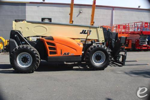 2019 JLG 1255