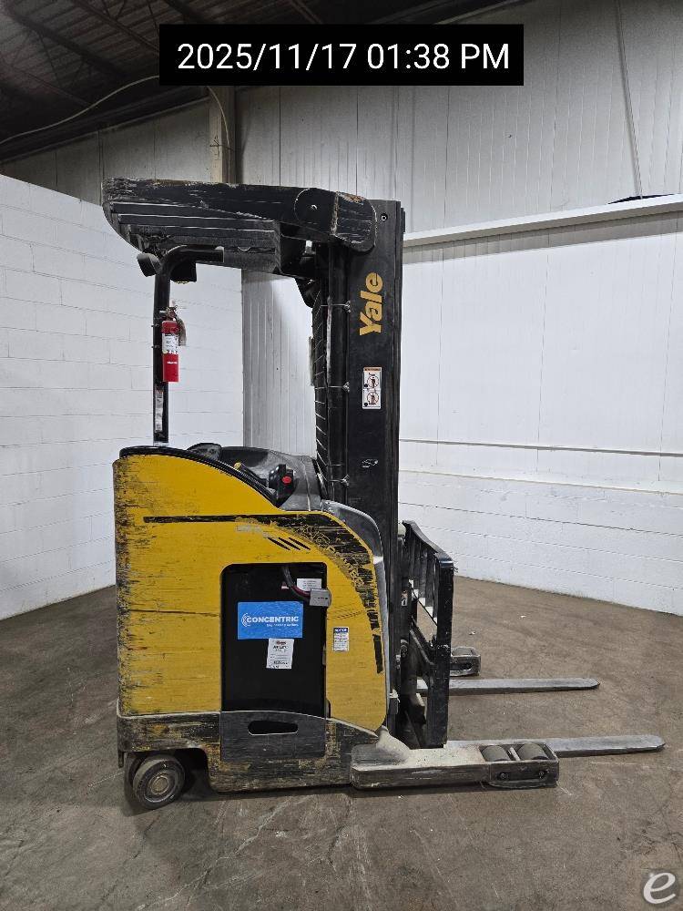 2018 Yale NR045EB