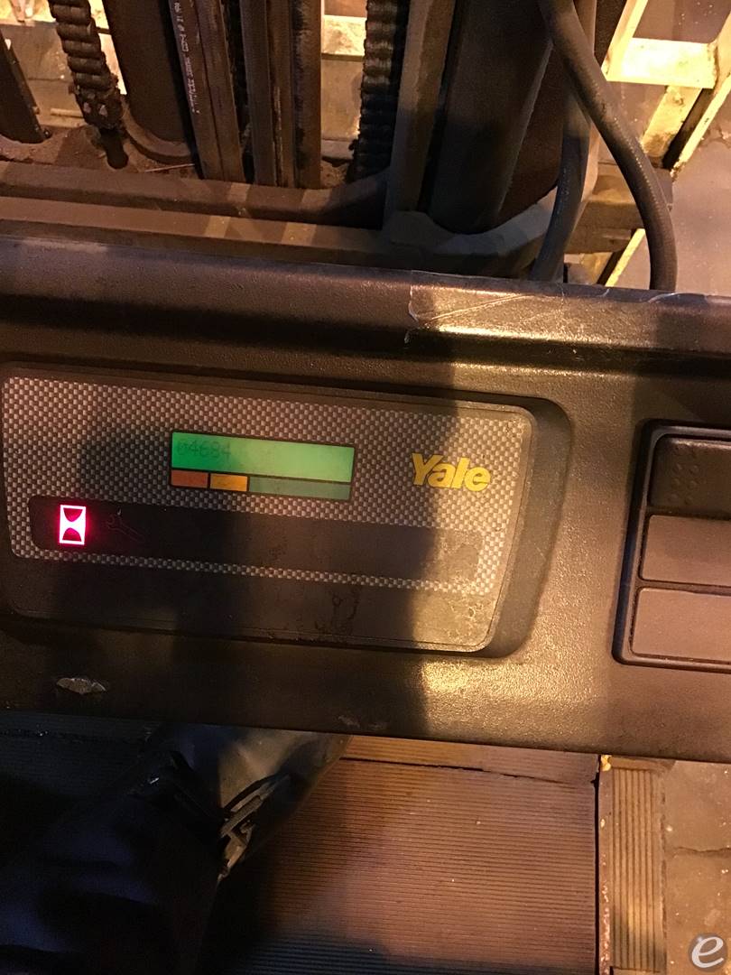 1999 Yale ERC040RGN36TE082