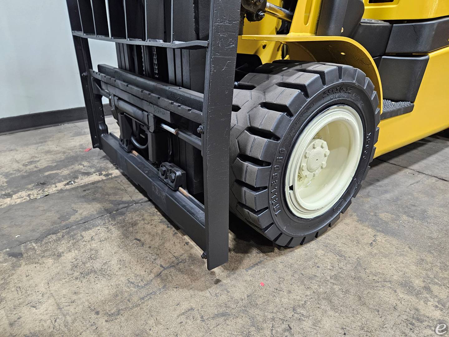 2012 Yale GLP050LX