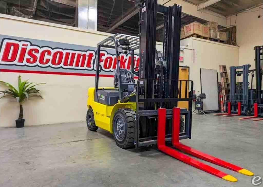 2025 Lift Hero CPD30