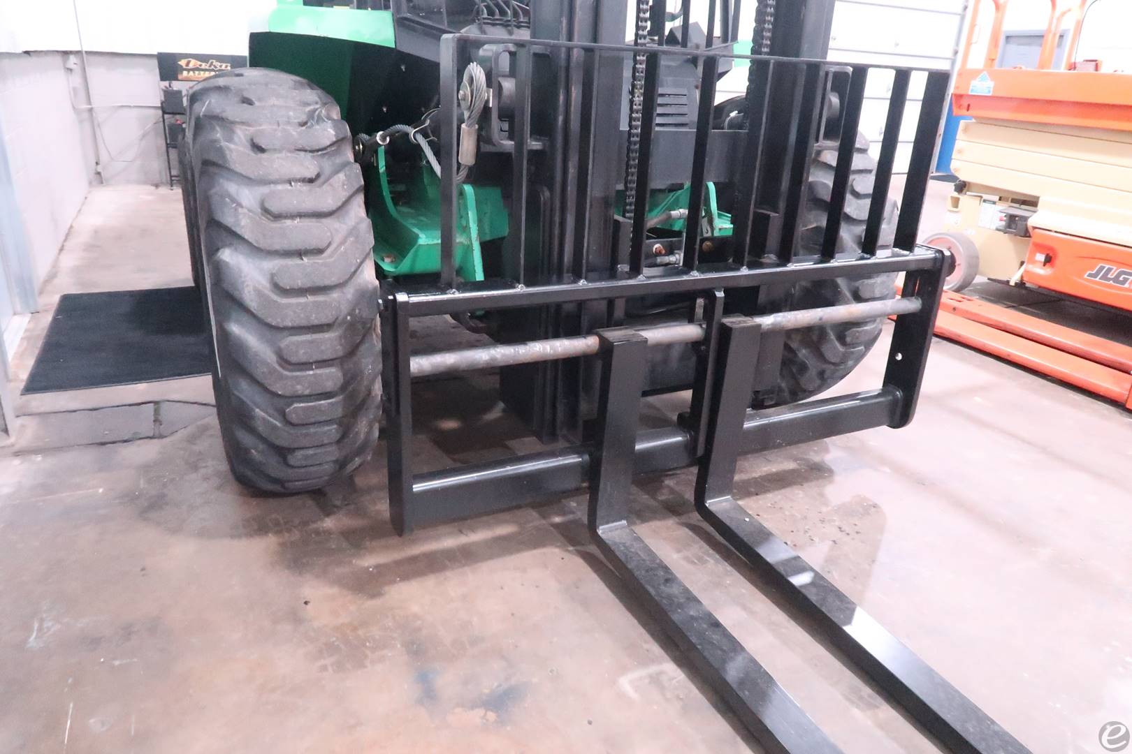JCB 930