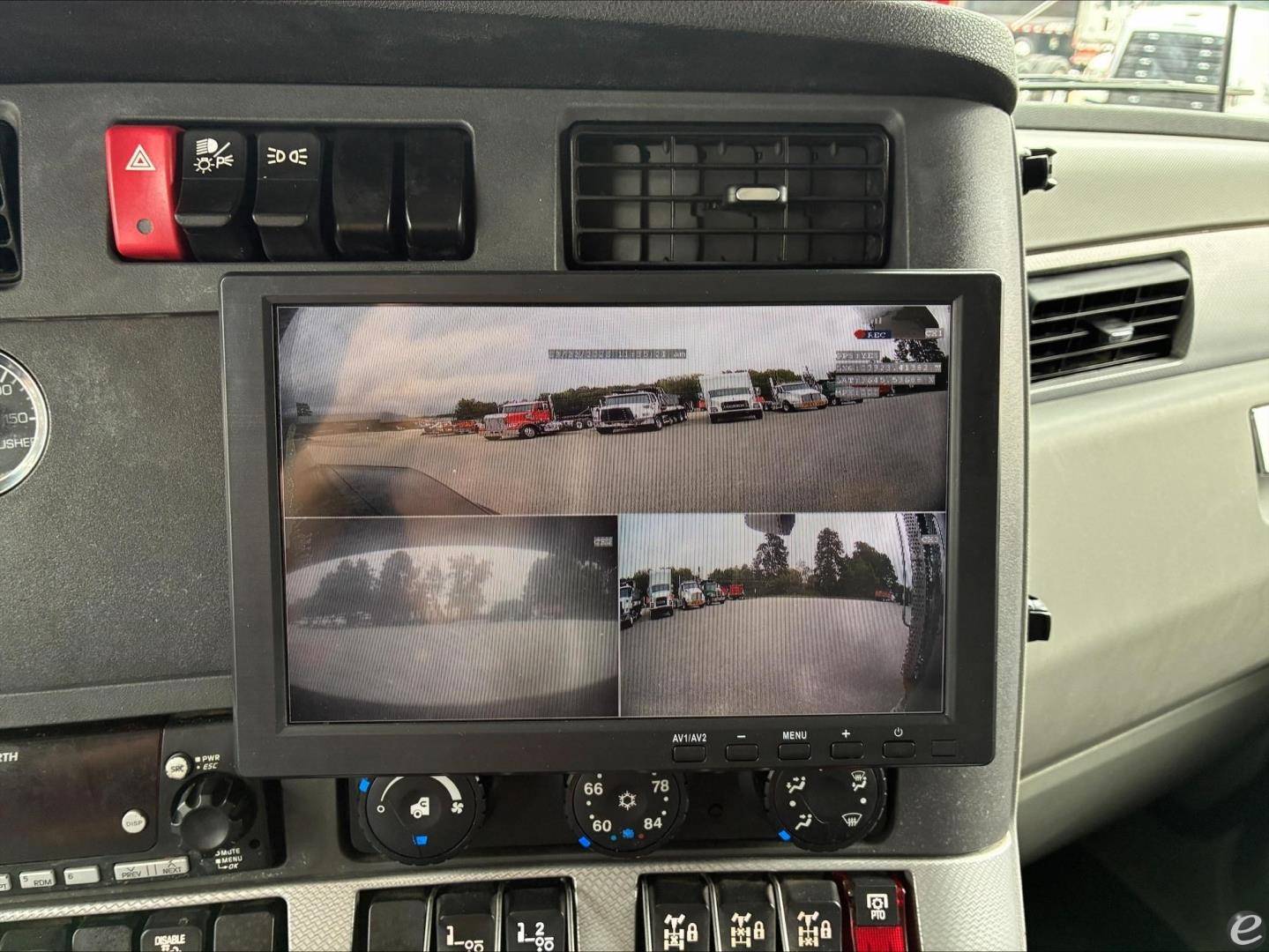 2021 Kenworth T880S