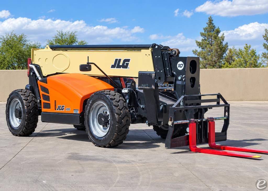 2025 JLG 1055