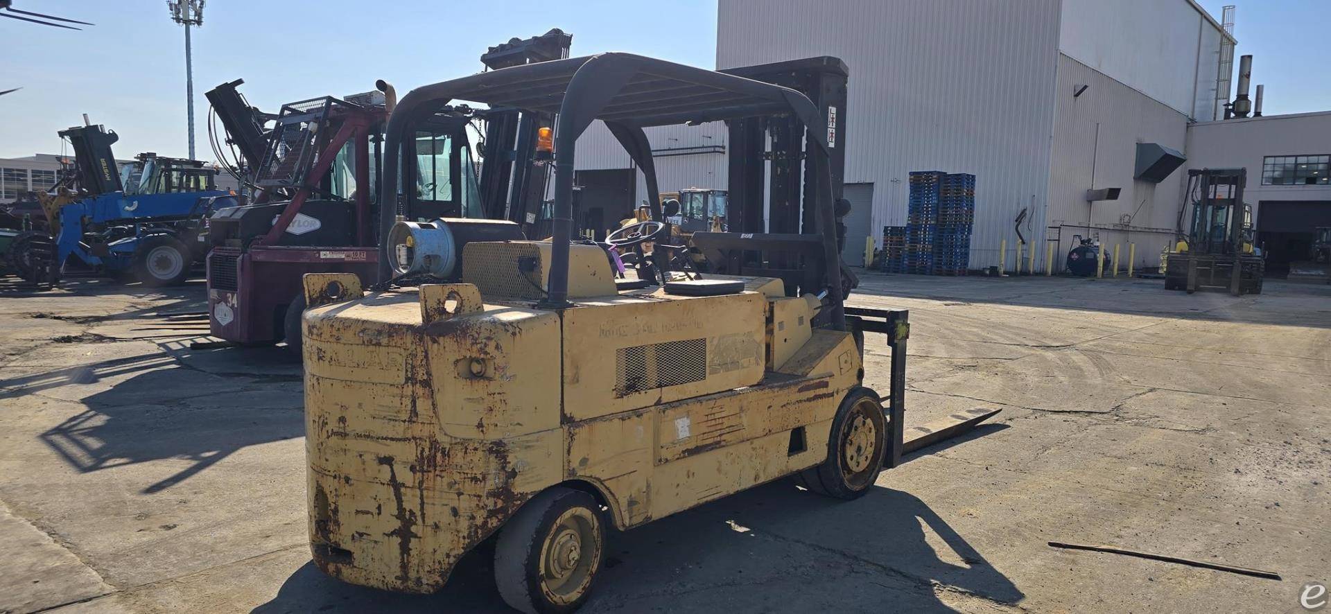 Cat T300
