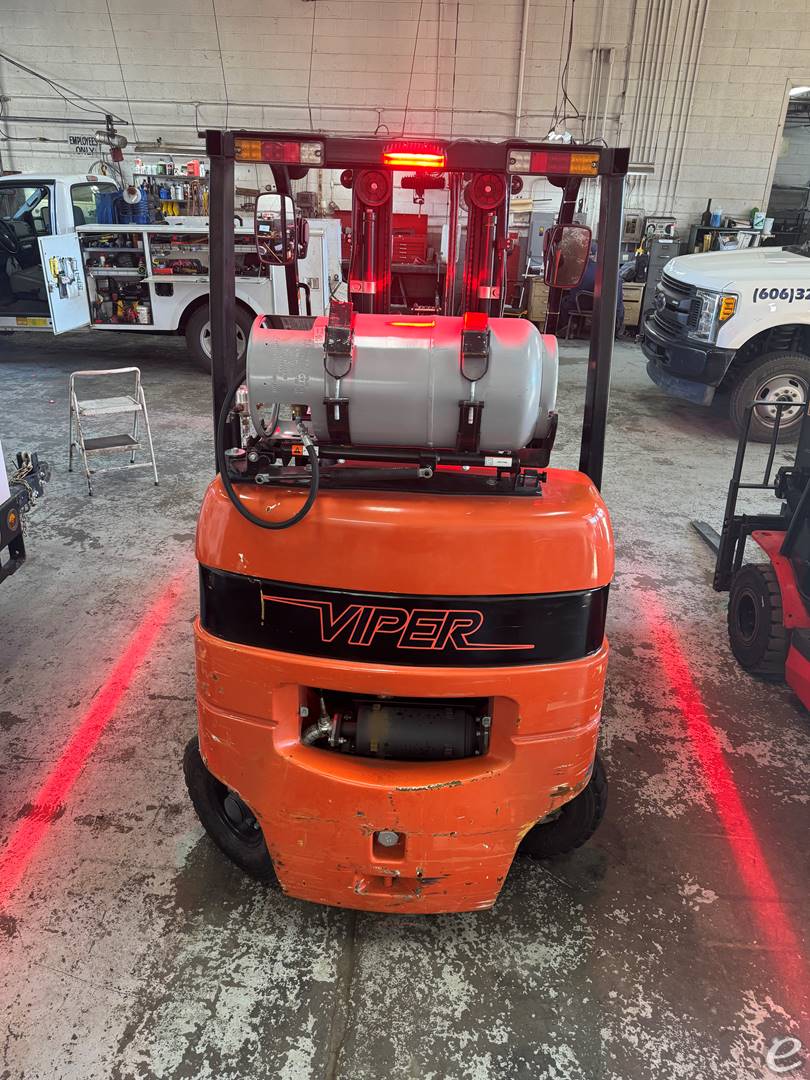 2021 Viper Lift Trucks FY25