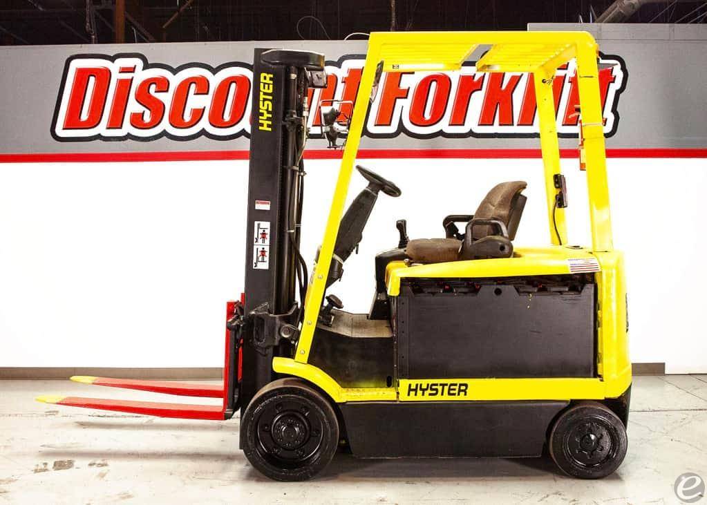 1999 Hyster E65XM