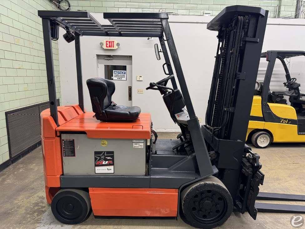 2001 Toyota 5FBCU30 Electric Forkli...