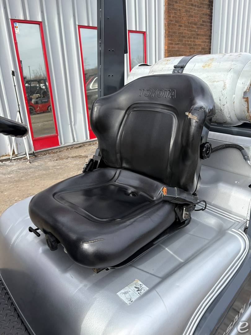 2005 Nissan MCP1F2A25LV