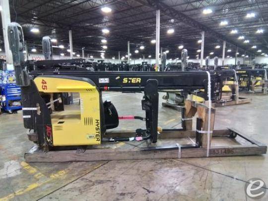 2017 Hyster N45ZR2-21.5 Electric Reach Truck - 123Forklift