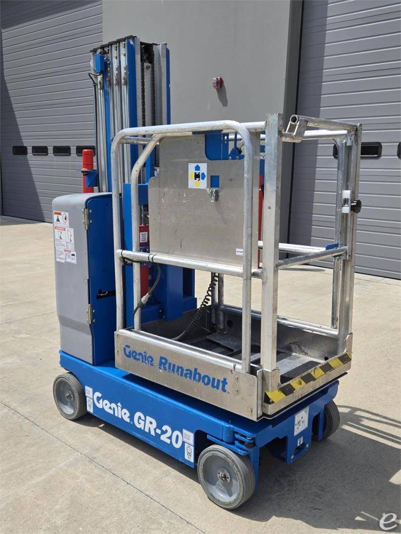 2020 Genie GR20 Electric Scissor Lift - 123Forklift