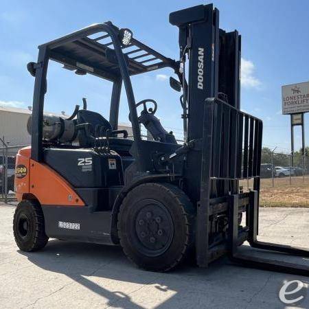 2022 Doosan G25N-7