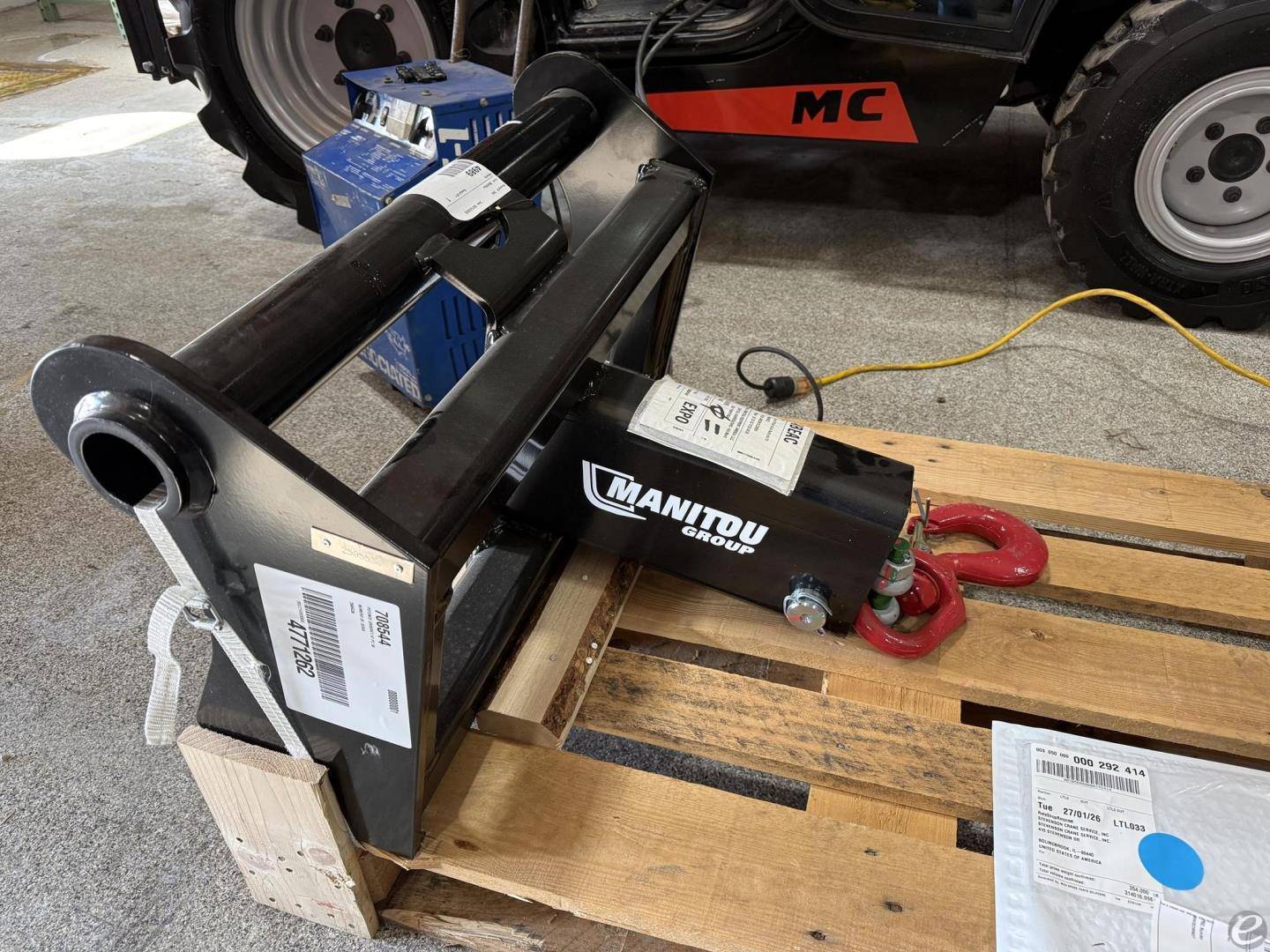 2026 Manitou FRAME MOUNTED HOOK