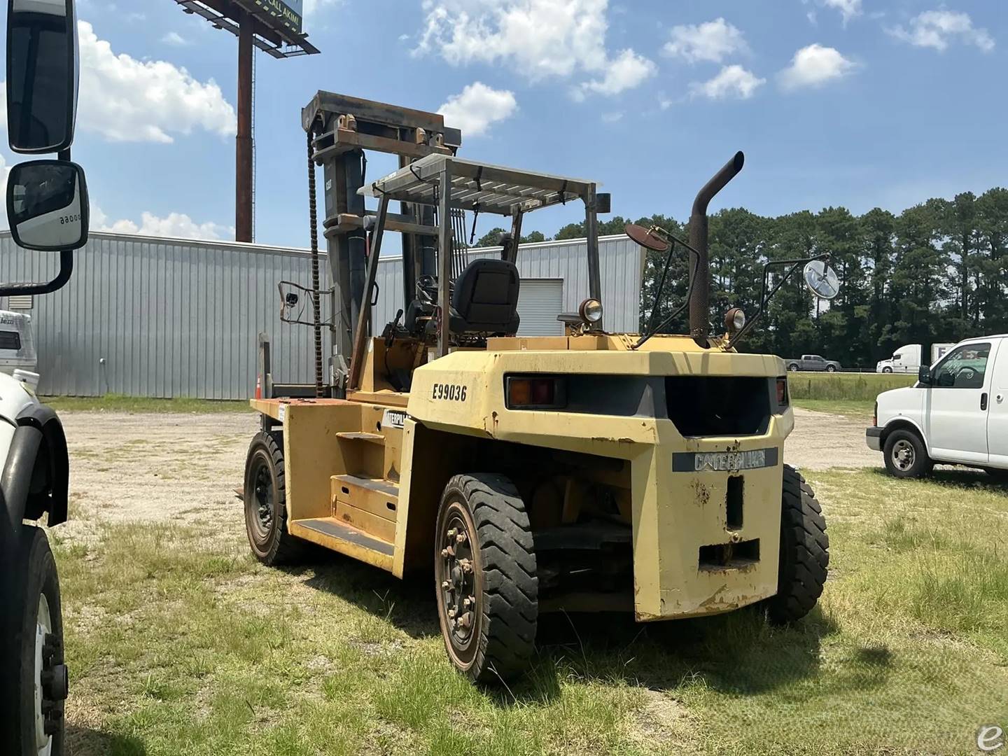 2006 Cat DP100