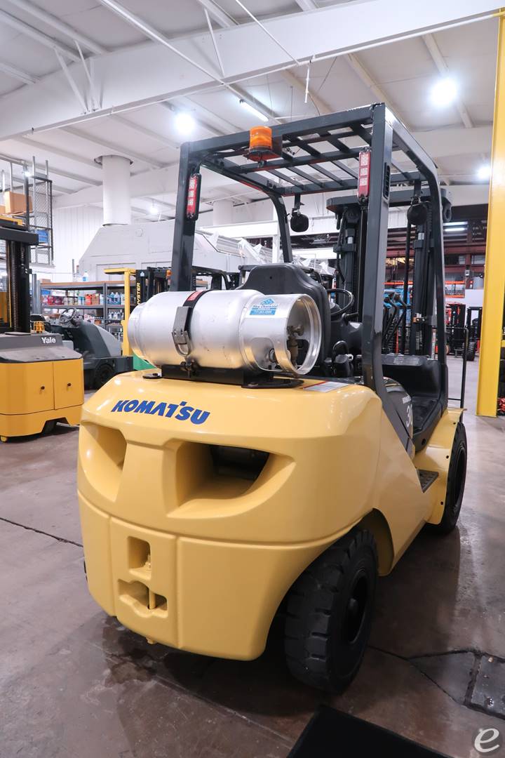 2014 Komatsu FG30HT-16 Dual Fuel Forklift - 123Forklift