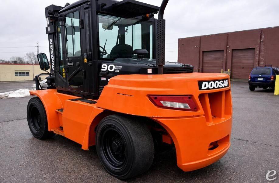 2016 Doosan D90S-7