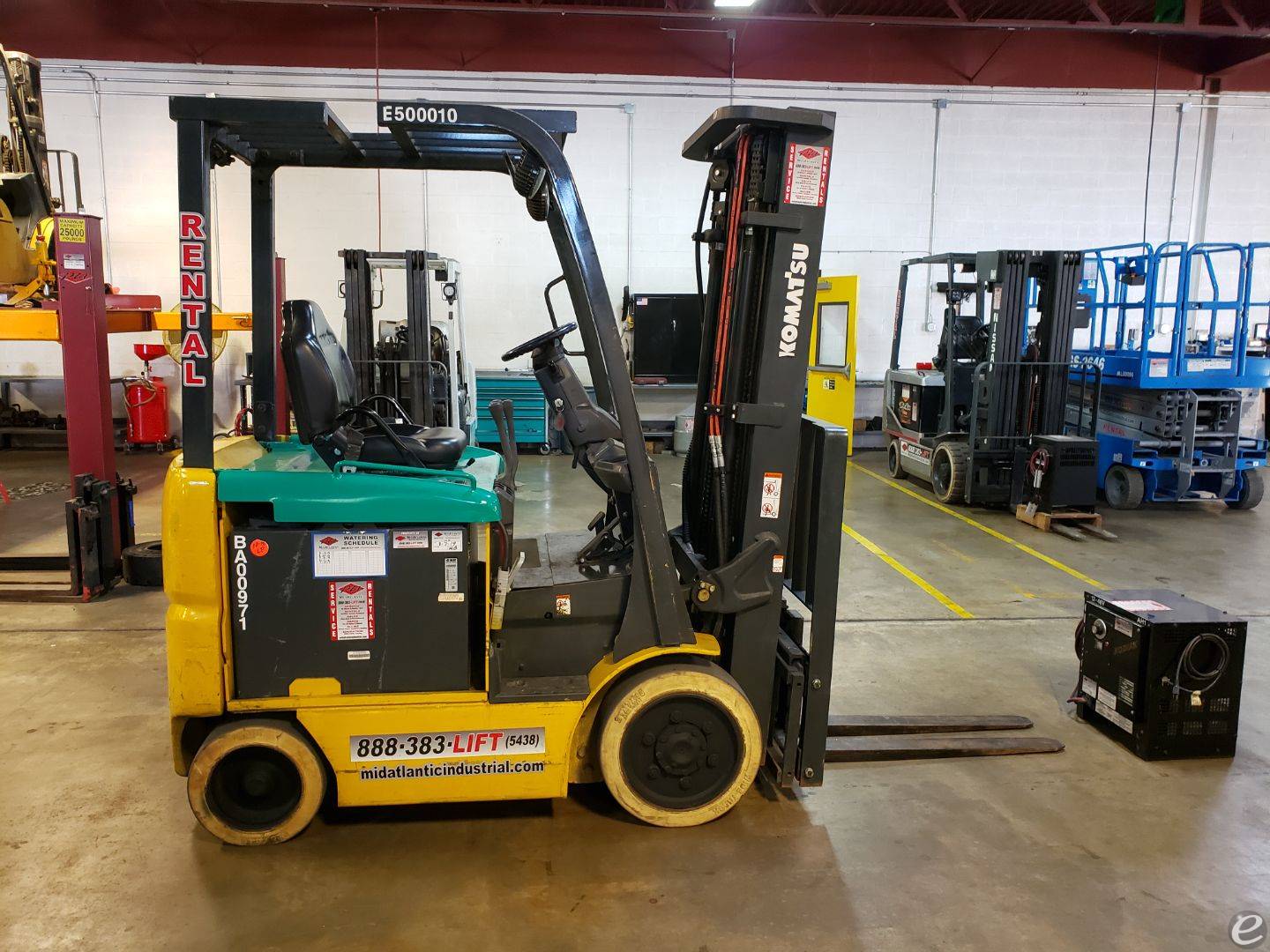 2008 Komatsu FB25SH-6 Electric Forklift - 123Forklift
