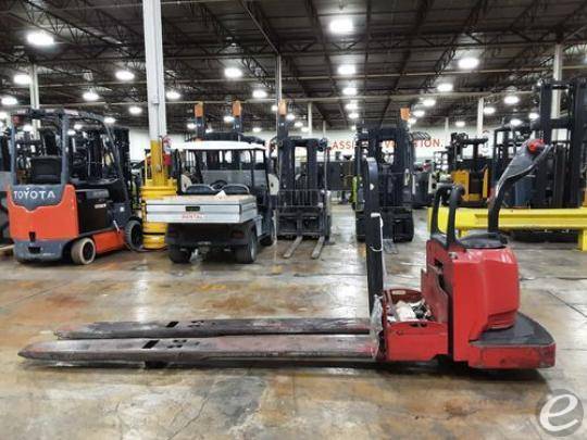 2009 Raymond 8400 Electric Forklift - 123Forklift