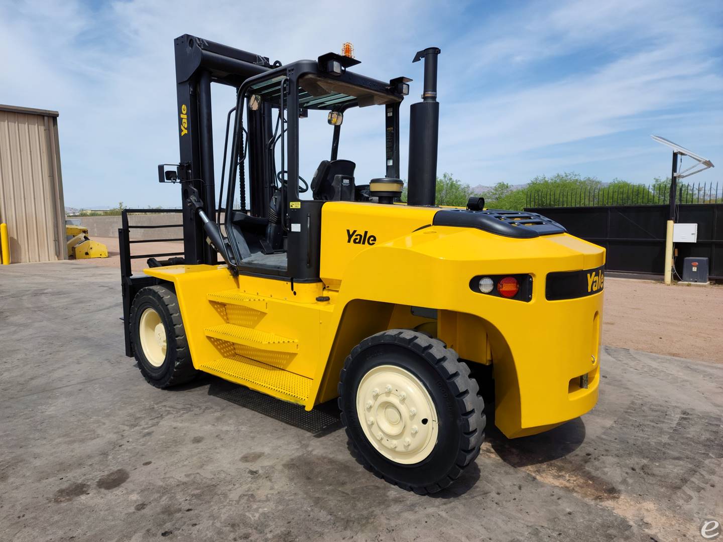 2010 Yale GDP280