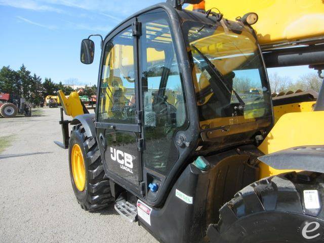 2017 JCB 510-56