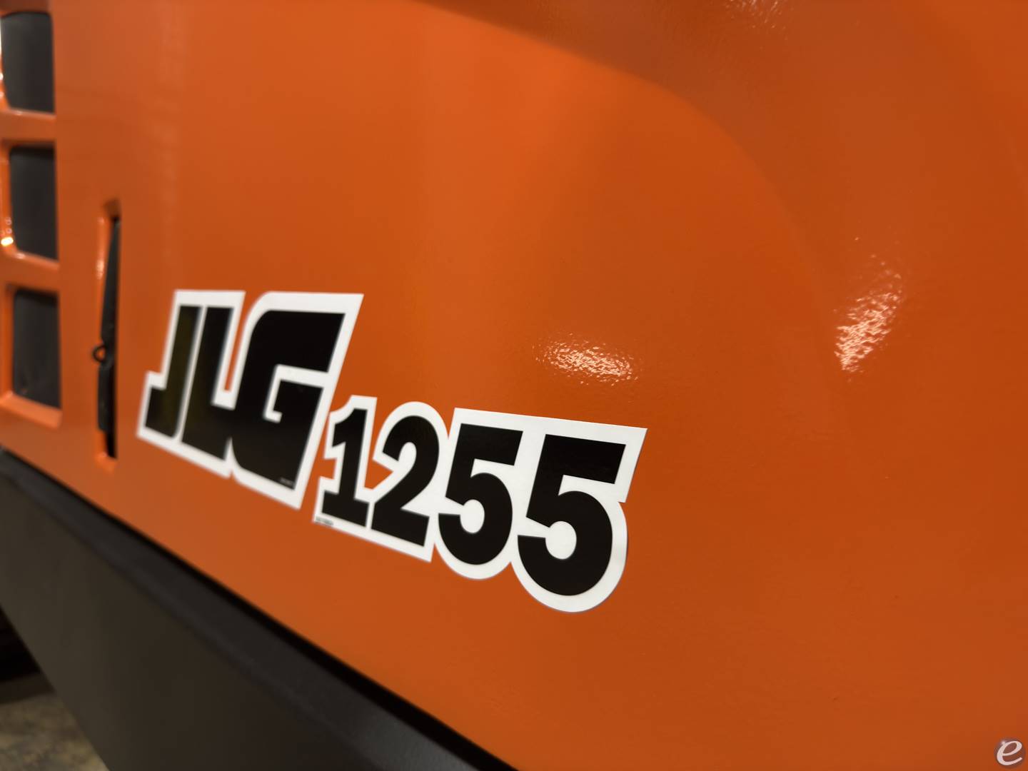 2017 JLG 1255