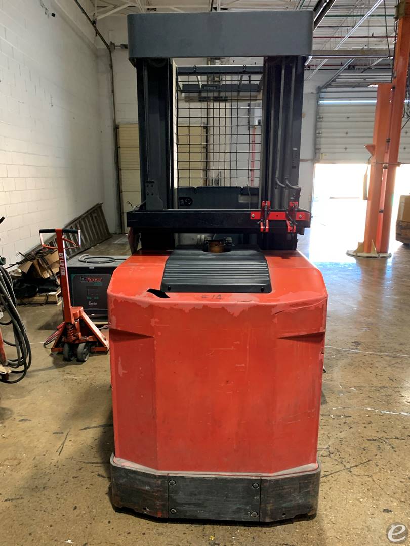  Raymond EASIOPC30TT Electric Order Picker - 123Forklift