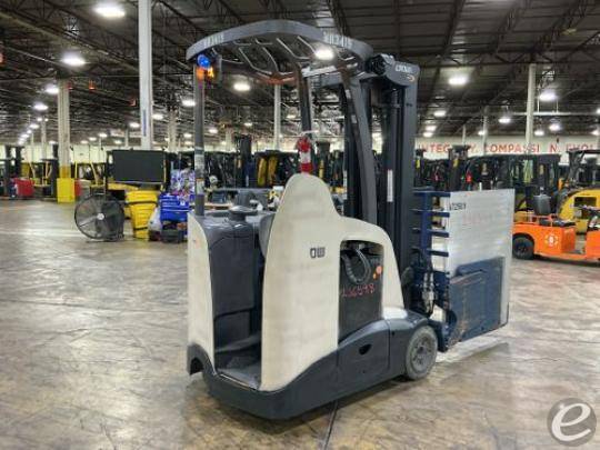 2023 Crown RC5735-35